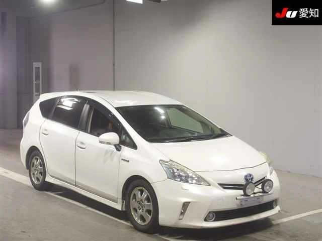 30835 Toyota Prius alpha ZVW40W 2011 г. (JU Aichi)